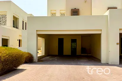 Close To Entrance | Corner plot | Single Row