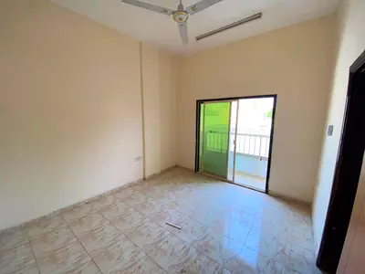 شقه غرفه وصاله بالراشديه عجمان خلف جراند مول باقل سعر ومساحه ممتازه موقع مميز للايجار السنوي