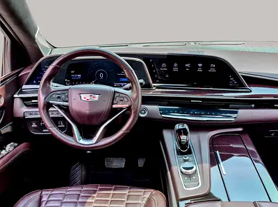 2021 Cadillac ESCALADE — миниатюра 10