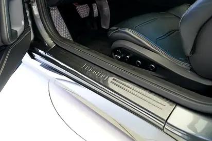 صورة 7 لـ 2019 Ferrari GTC4 LUSSO