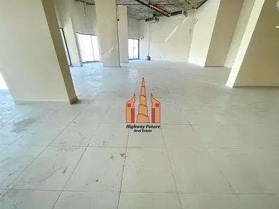 Very famous location Shop available 2600 sqft in Muwaileh Sharjah