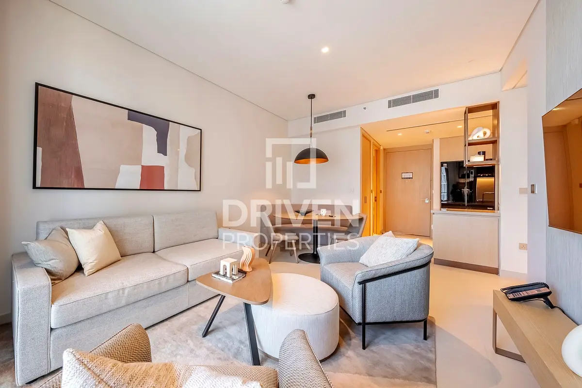 High Floor | Connected to Mall | Motivated Seller