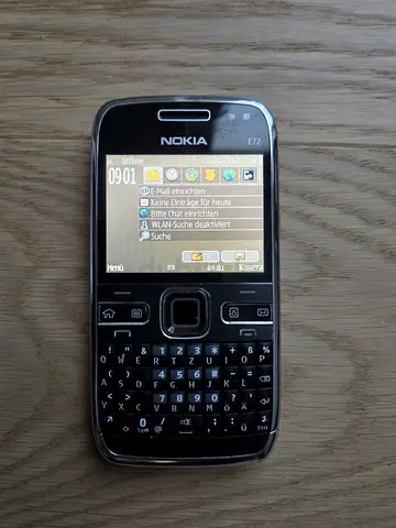 Nokia E72