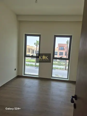 Close to Central Hub | Multiple Options | Single Row