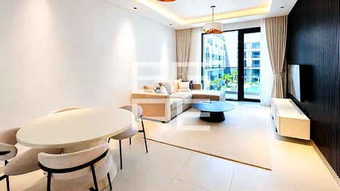 Spacious Layout | High-End Living | Opposite Circle Mall