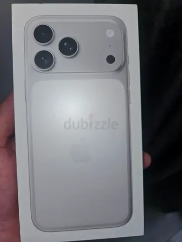 iPhone 17 Pro Max 256GB Silver - Sealed - TDRA Version (A3525)