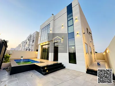 فيلا بمسبح داخلى شامل الرسوم بالقرب من المسجد. من أفخم الفلل في عجمان. بناء وتشطيب سوبر ديلوكس، مساحة بناء واسعة جدًا وغرف، تملك حر. للبيع، فيلا بموق