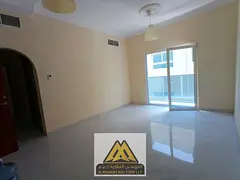 Annual rental in Al Jurf 2, Ajman: 1-bedroom apartment, second tenant, master bedroom, balcony, 2 ba