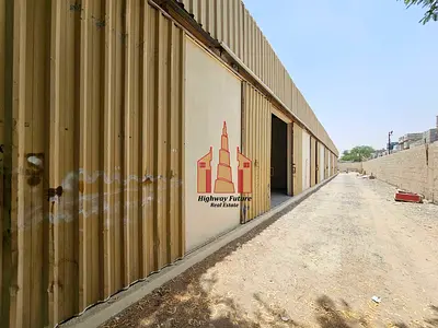 warehouse for stor big size in sajja area near maid road 1000 sqft only 55k ,total 7 warehouse empty