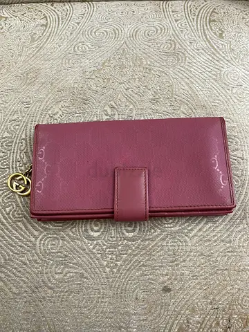 AUTHENTIC GUCCI LONG WALLET PINK..