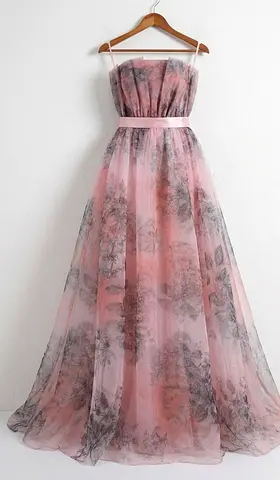 Elegant Floral Maxi Dress – New with Tags