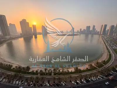 إقامة راقية في منطقة الخان | غرفتان وصالة بإطلالة بحرية مباشرة ومرافق متكاملة في الخان