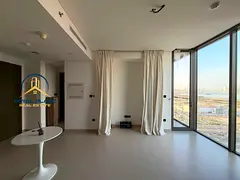 Downtown Views | Open and Bright | High Floor