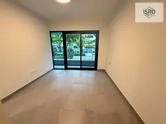 LUXURIOUS ONE BEDROOM BREND NEW