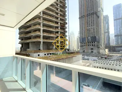 Community View | Mid Floor | 4 chqs | Unfurnished