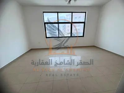 ستديو للايجار السنوي منطقه الجرف عجمان موقع ممتاز سهوله الوصول لمخرج دبي والشارقه