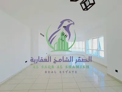 شقة فاخرة بالمجاز 3 على قناة القصباء بإطلالة بحرية مباشرة مع شهر مجاني وباركينغ مجاني وتصديق العقد على المالك