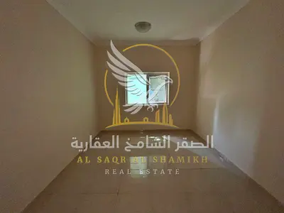 اجمل واوسع غرفتين وصاله بتشطيب حديث ومساحه واسعه بتكييف وغاز مركزى