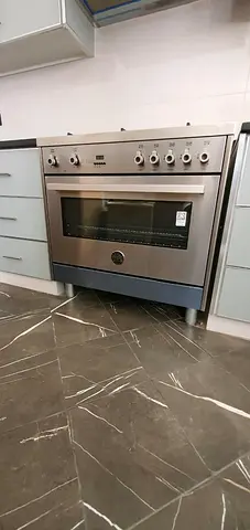 Bertazzoni Italian Top gas oven electric dual fan