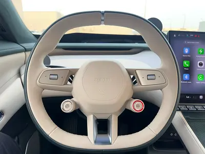 2025 Xiaomi YU7 照片 12
