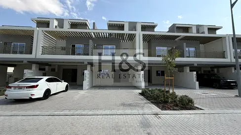 BRAND NEW | 3 BED VILLA | PRIME LOCATION