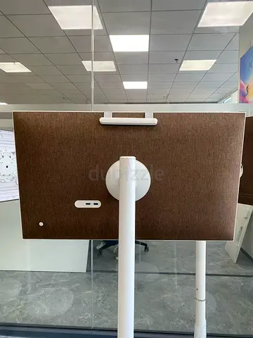 Portable Tv Android system for travel