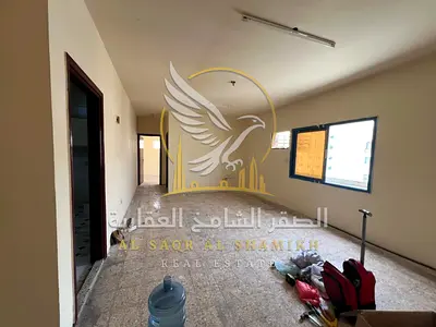 شقه غرفتين وصاله مساحات واسعه عقد عزاب صريح اطلاله مفتوحه  صيانه مجانيه  قريب من نستو باركن ترابي متوفر تسهيلات بالسداد