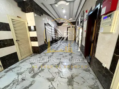 شقة غرفتين وصالة للايجار السنوي في منطقة المجرة مساحة واسعة تشطيب حديث موقع متميز اطلالة مفتوحة