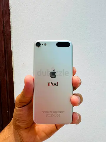 apple ipod Touch 6th generation silver
