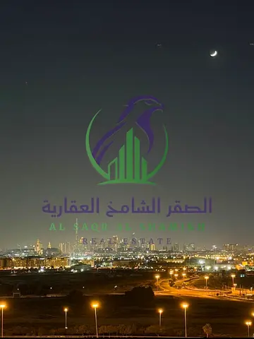 شقة غرفتين وصالة ماستر للبيع في الممزر إطلالة بحرية ساحرة على الممزر وبرج خليفة مع موقف وجيم ومسبح