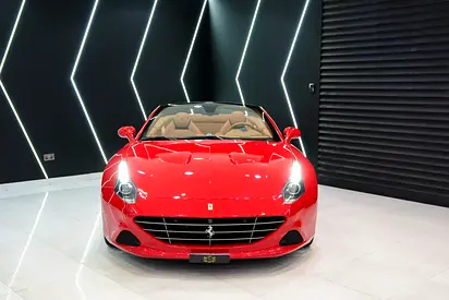 صورة 2 لـ 2017 Ferrari CALIFORNIA T