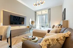 Modern Studio with Stunning Views in Botanica Tower