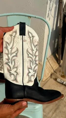 Justin Black & White Embroidered Shaft Western Cowgirl Boots BRL313 size 5,5