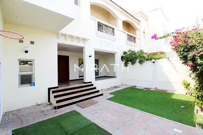 STUNNING VILLA| PRIVATE POOL| GARDEN