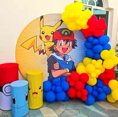 Balloons decorations services Available