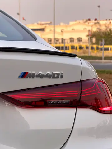 2027 BMW 4-SERIES — миниатюра 11