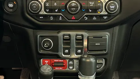 صورة مصغرة 13 لـ 2023 JEEP WRANGLER