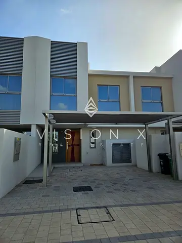 Sophisticated Living | Premium Townhouse | Ready to Move
