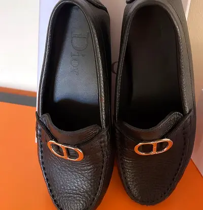Authentic gucci boy shoes