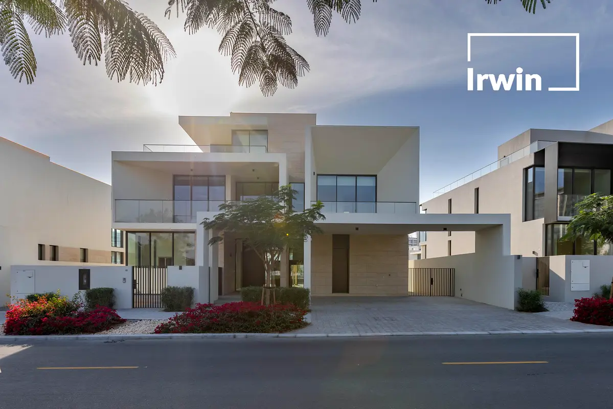 Motivated Seller | Main Lagoon Backing |Best Value