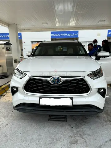 Toyota Highlander Platinum 2023 | GCC | Hybrid | Fully Loaded