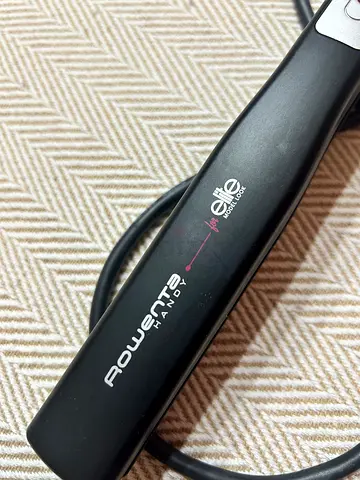 Rowenta Hair Straightener / Flat Iron - Good Working Condition