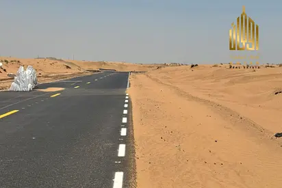 أرض صناعية تملك حر شامل الرسوم