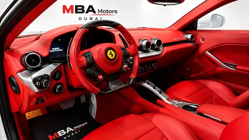 2017 Ferrari F12 BERLINETTA — фото 11