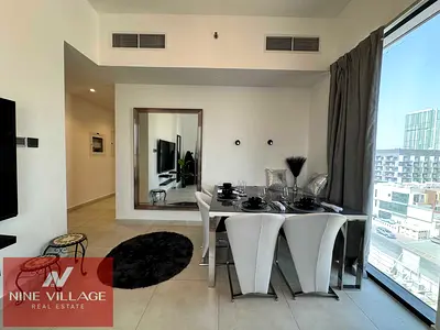 FULLY FURNISHED - LUXURY 2 BHK - SPACIOUS LAYOUT - BALCONY