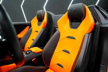 2023 Lamborghini HURACAN photo 7