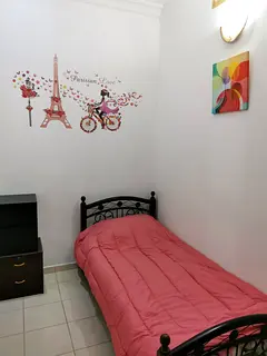 (Discovery Gardens) Private bedroom for ladies: AED 2,300