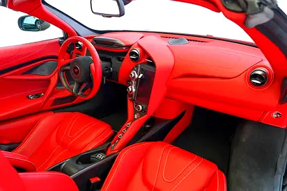 صورة 17 لـ 2022 Mclaren 765LT