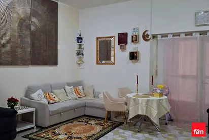 Spacious Renovated | Near Circle Mall | Furnished