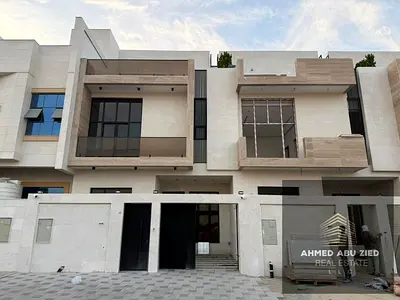 Brand New - Spacious 5 MasterBeds Townhouse - Roof Top - Super Deluxe Finishing - Direct On MBZ Roa